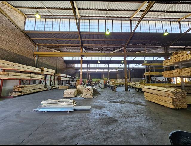 2,500M² WORKSHOP TO LET IN JET PARK